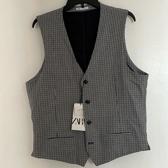 Zara mens vest nwt